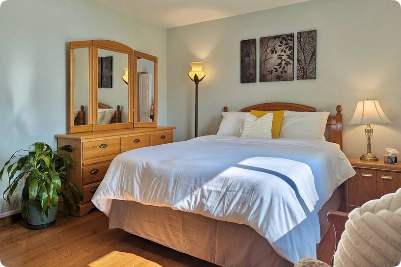 Airbnb home photo 12